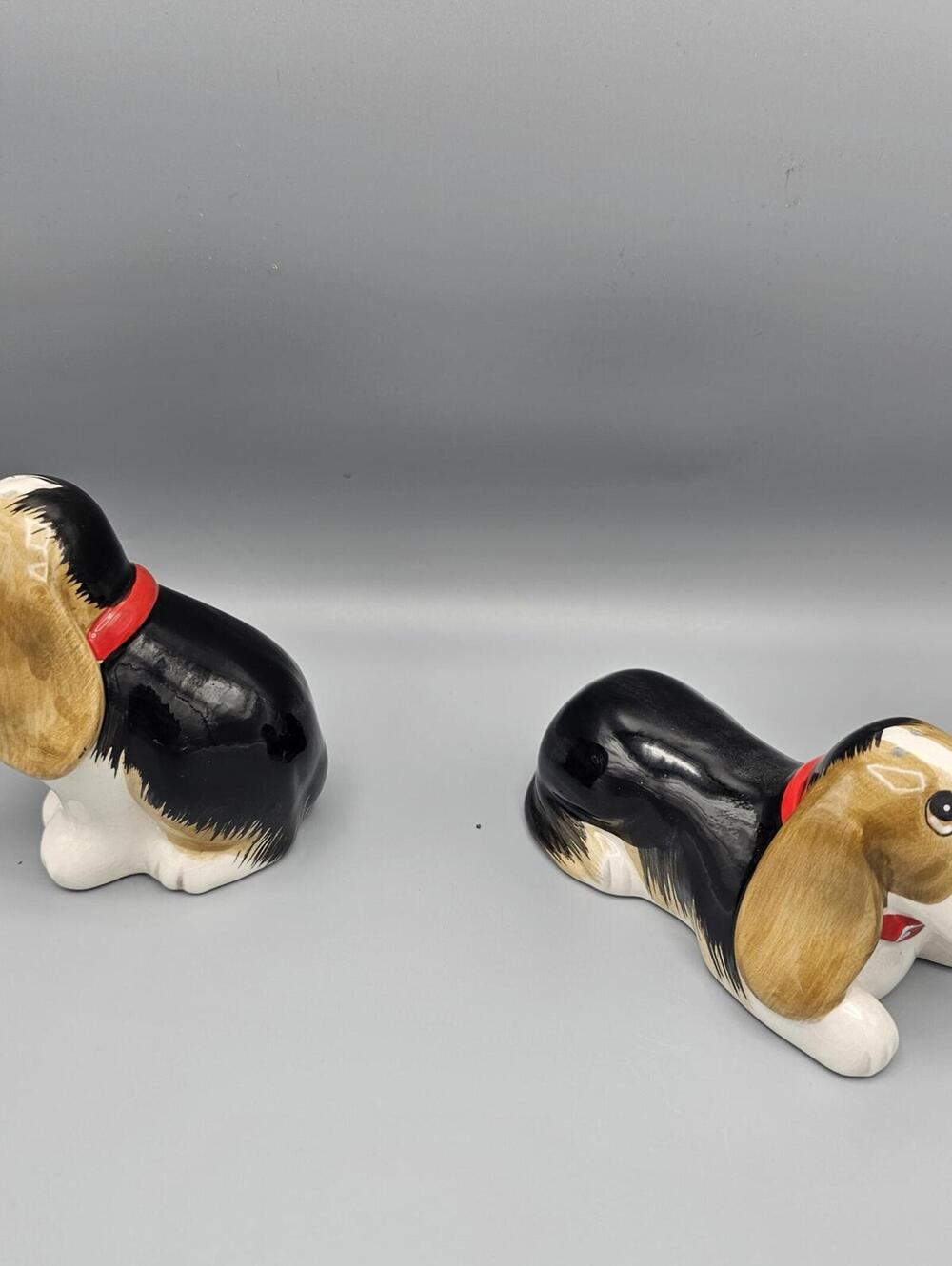 Ceramic Beagle Dog Salt and Pepper Shakers - Picture 3 of 6